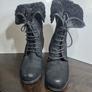 NEW Boutique 9 Black Leather Faux Fur Lace Up Bootie Size 7.5